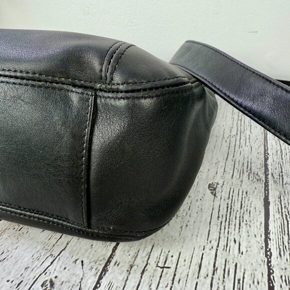 Coach Vintage Lexington #4186 crossbody Black Genuine 1998 - Picture 13 of 16